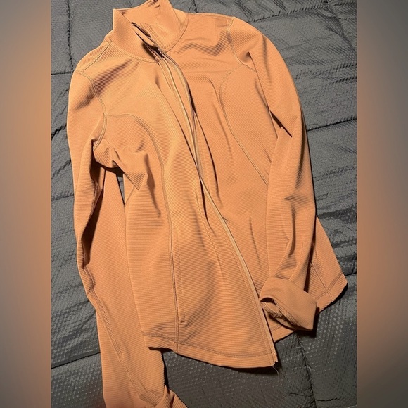 ✨Jacket✨ - Picture 1 of 1